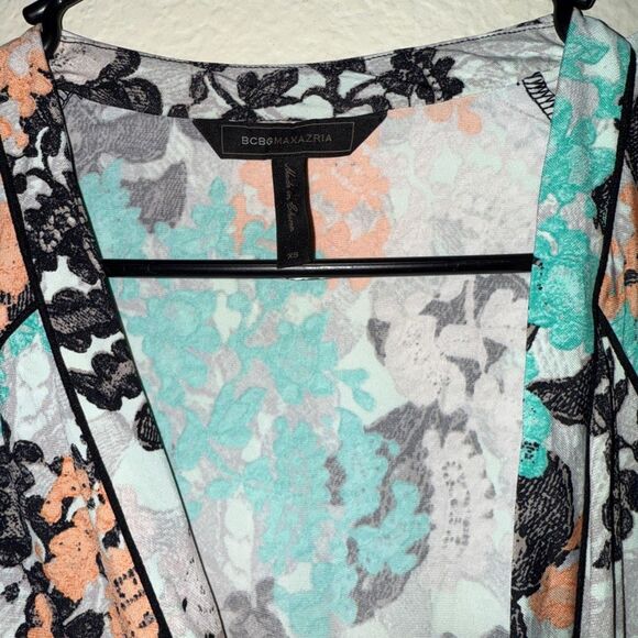 NEW! BCBGMAXAZRIA Floral Wrap Dres- NWOT- NEVER WORN - Picture 8 of 12